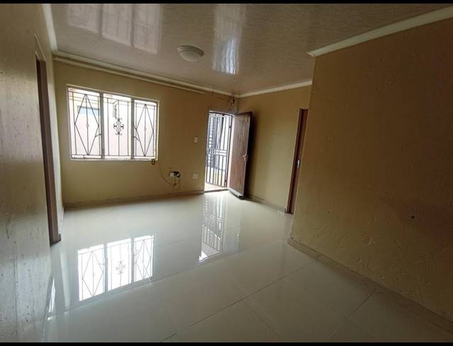 3 BEDROOM PROPERTY TO RENT IN PROTEA GLEN
